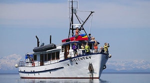 Discovery boat in Prince William Sound photo by Hugh Rose with Cheesemans' Ecology Safaris
