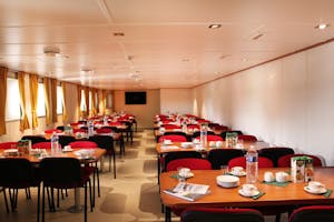 Ortelius starboard dining hall with Cheesemans’ Ecology Safaris
