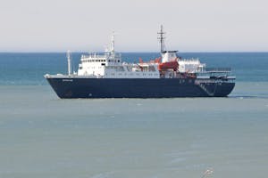 Ortelius ship photo by Cheesemans’ Ecology Safaris