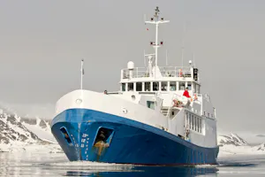 Svaldbard ship photo by Cheesemans’ Ecology Safaris