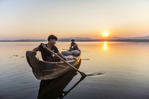 Inle Lake fishermen in Myanmar photo by Scott Davis