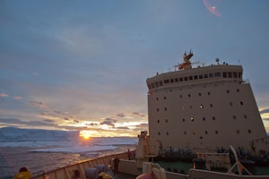 Kapitan Khlebnikov ship photo with Cheesemans' Ecology Safaris