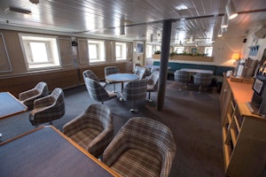 Kapitan Khlebnikov ship lounge with Cheesemans' Ecology Safaris by Sam Crimmin