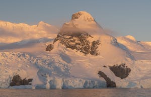 Cierva Cove © Ron Niebrugge