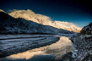Ecotourism and Conservation for Snow Leopards in India Hemis © Behzad Larry