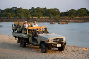 Game Drive © Cheesemans’ Ecology Safaris