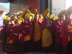 Monks © Tashi Tenzing