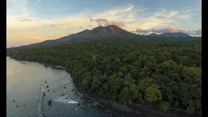 Sulawesi © Charlie Ryan