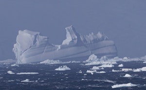 Ship-Sized Iceberg © Max Salfinger