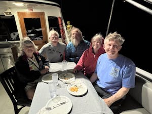 Dinner© Shane Anderson