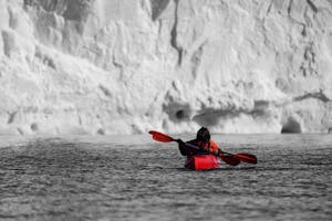 Guest Sea Kayaking in Antarctica© Rodrigo Moraga